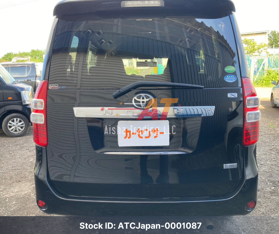 2013 Toyota Noah